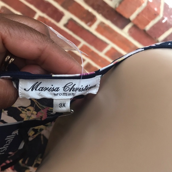 🌷WOMAN TOP BY MARISA CHRISTINA IN SIZE 3X 🌷 - Picture 6 of 8